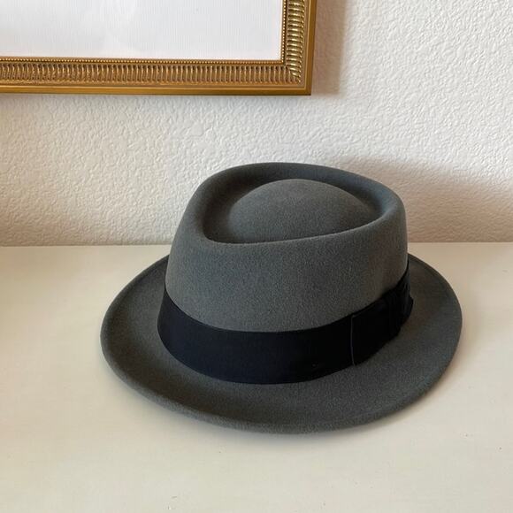 Vintage Dobbs Fifth Avenue Grey Wool Fedora Pork Pie Hat Black Band 7 1/4 - Picture 1 of 12